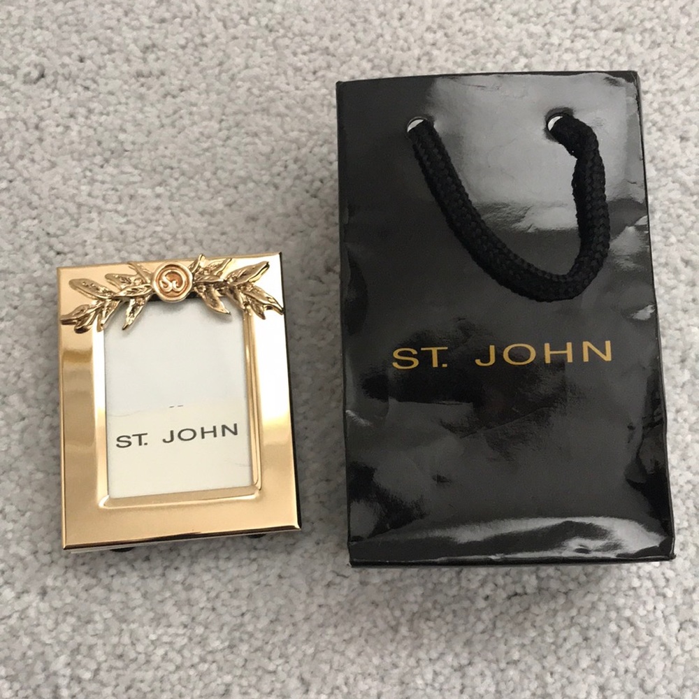 St. John mini designer picture frame